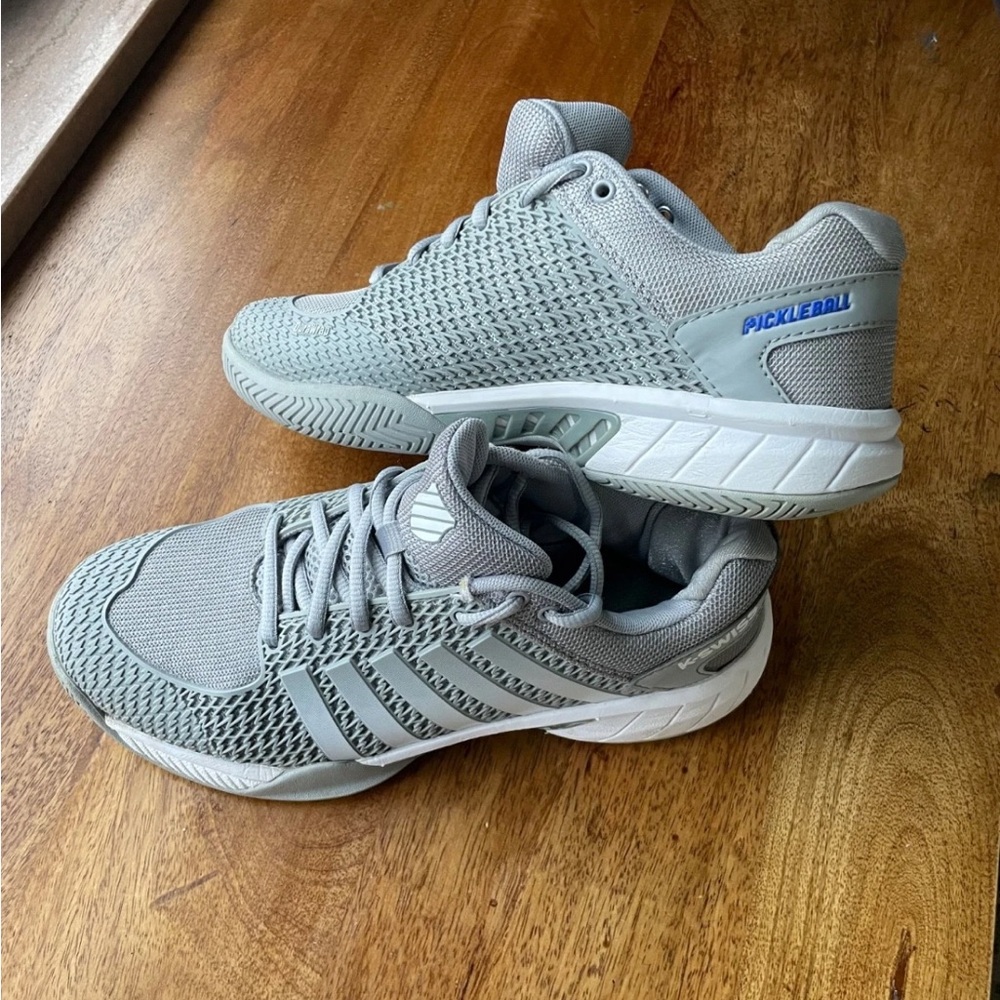 K-Swiss Women's Pickleball Shoes - Light Gray with White Accents